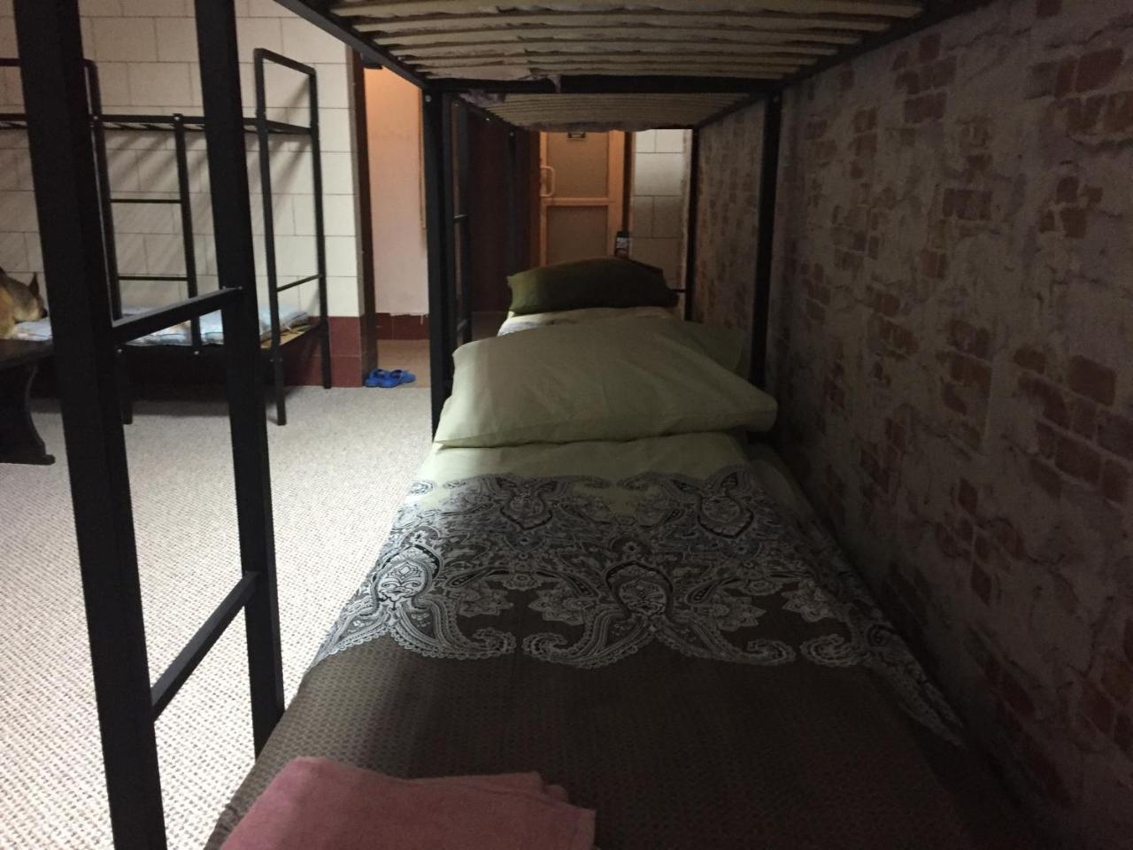 Hostel -Hotel Granat Rivne City 外观 照片